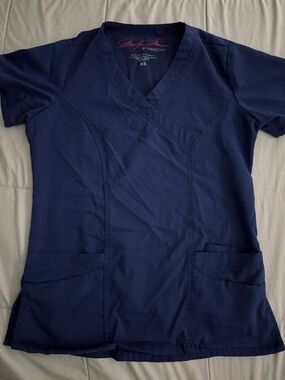 Classic Navy V-Neck Scrub Top
